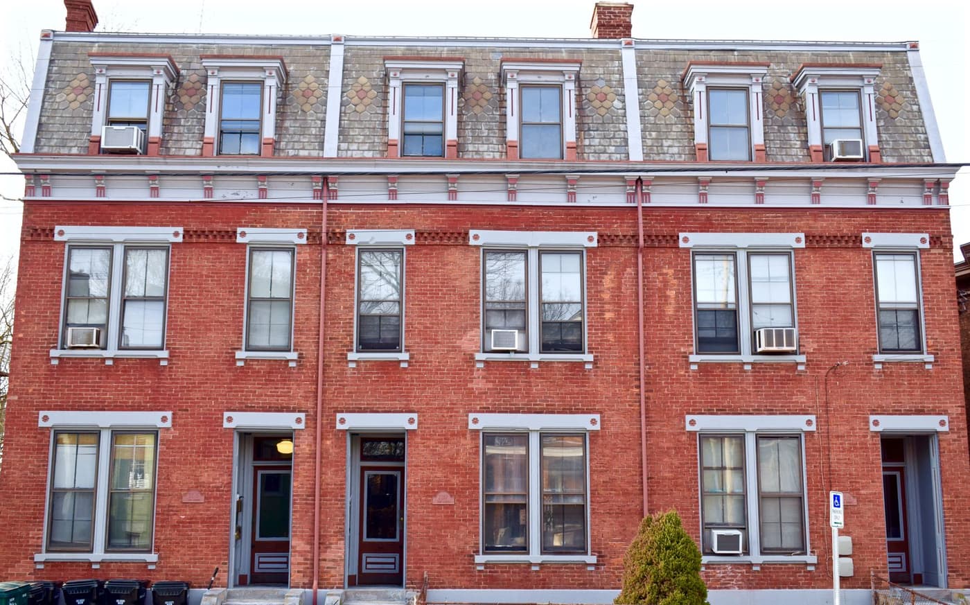 Cincinnati apartments for rent - Property image - 2215 Ohio Avenue - 1