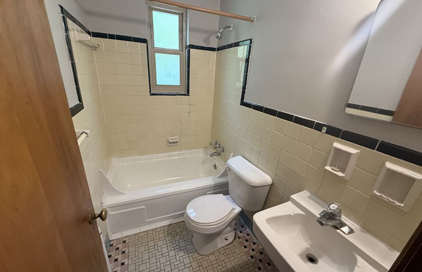 362 Probasco Street - Apartment - 24