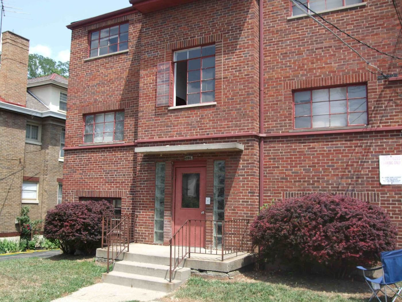 Cincinnati apartments for rent - Property image - 362 Probasco Street - 2