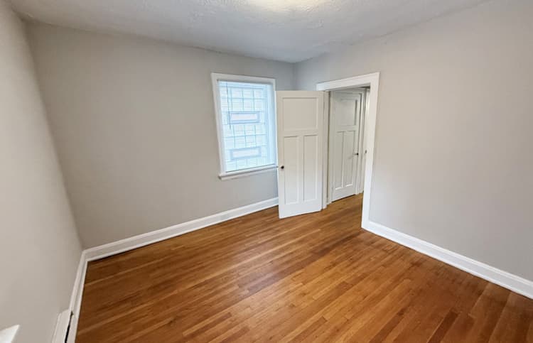 Cincinnati apartments for rent - image - large-1135.jpg