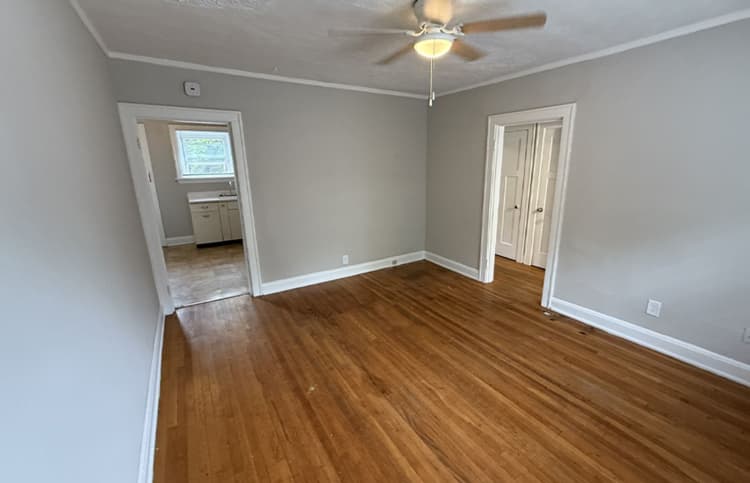 Cincinnati apartments for rent - image - large-1140.jpg