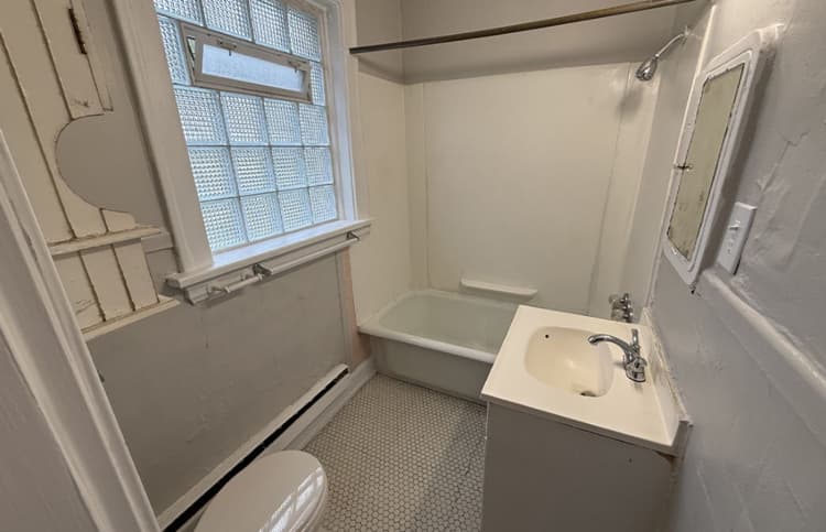 Cincinnati apartments for rent - image - large-1142.jpg