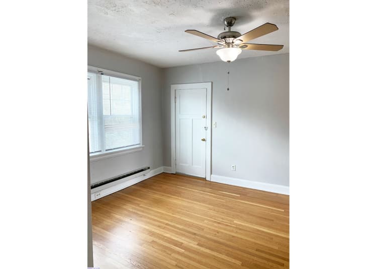 Cincinnati apartments for rent - image - large-3439.jpg