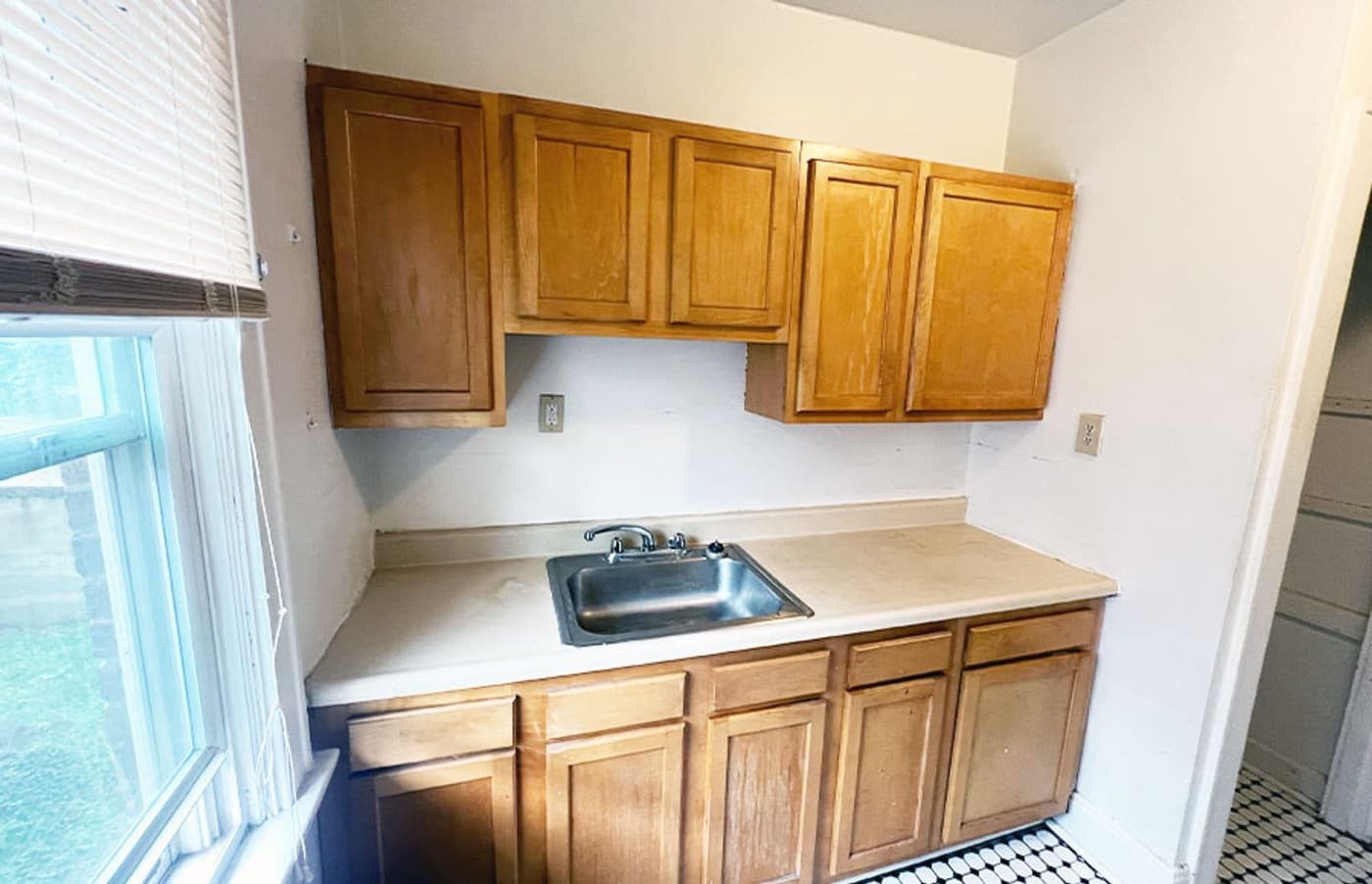 319 Terrace Avenue - Apartment - 5