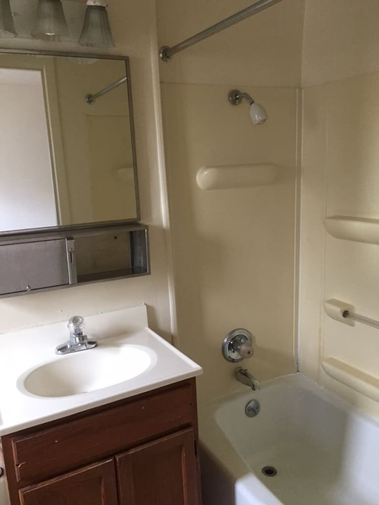 Cincinnati apartments for rent - image - large-2470.jpg