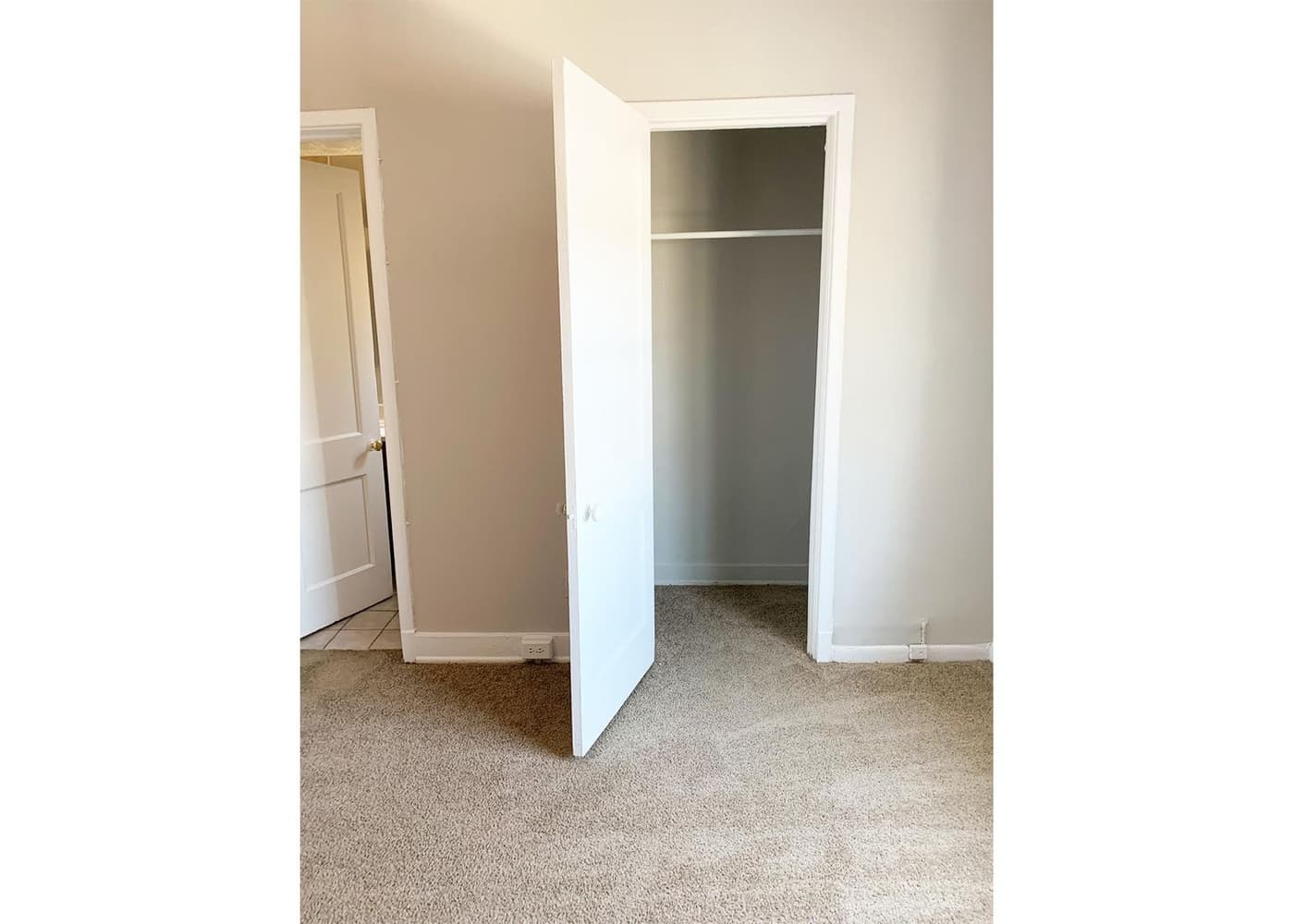 Cincinnati apartments for rent - image - large-2483.jpg