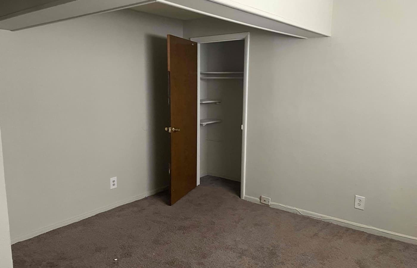 Cincinnati apartments for rent - image - large-3858.jpg