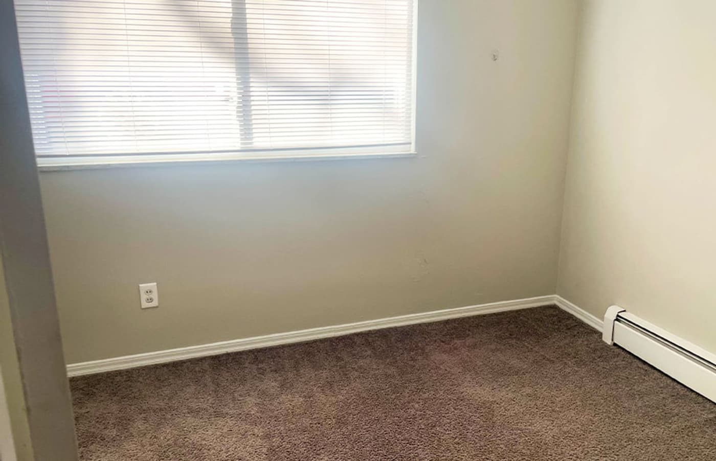Senator Place - Apartment - 22