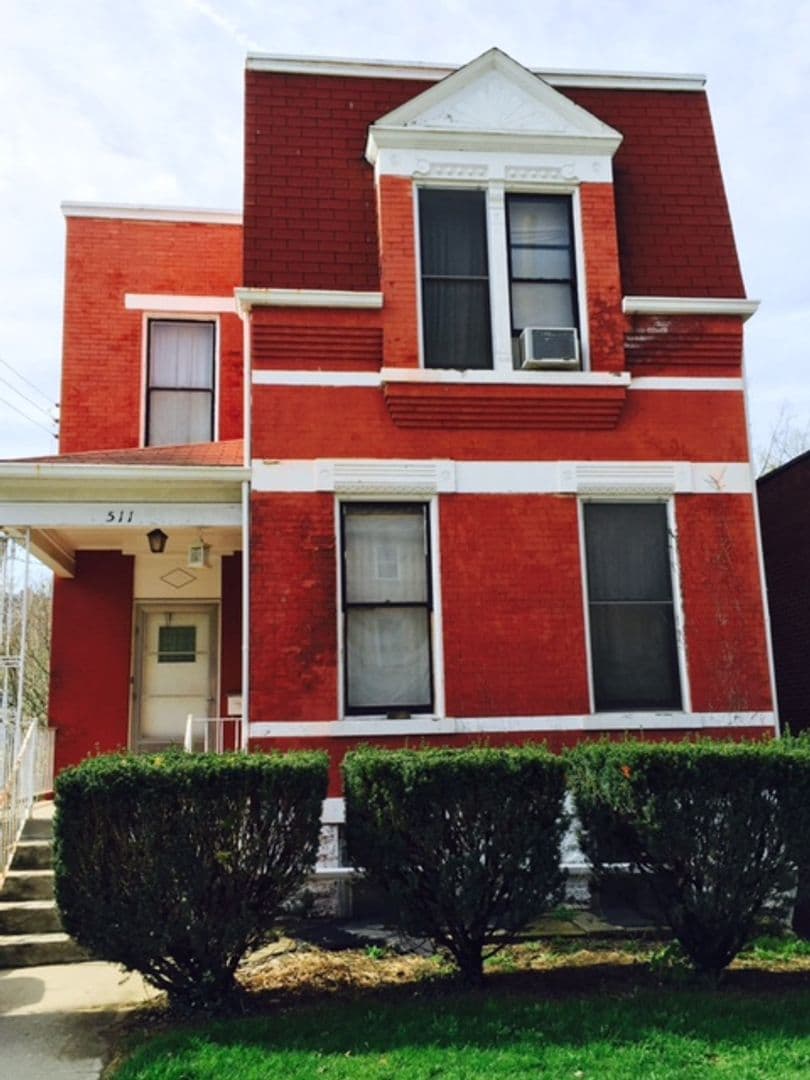 511 Lowell Avenue - large-2904.jpg