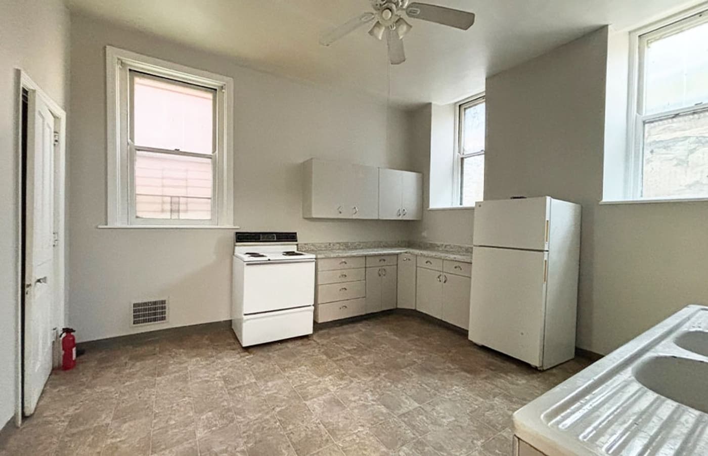 511 Lowell Avenue - House - 2