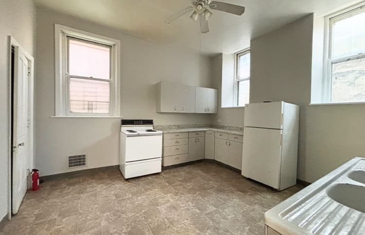 Cincinnati apartments for rent - image - large-2907.jpg