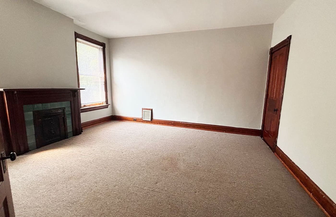 511 Lowell Avenue - House - 4