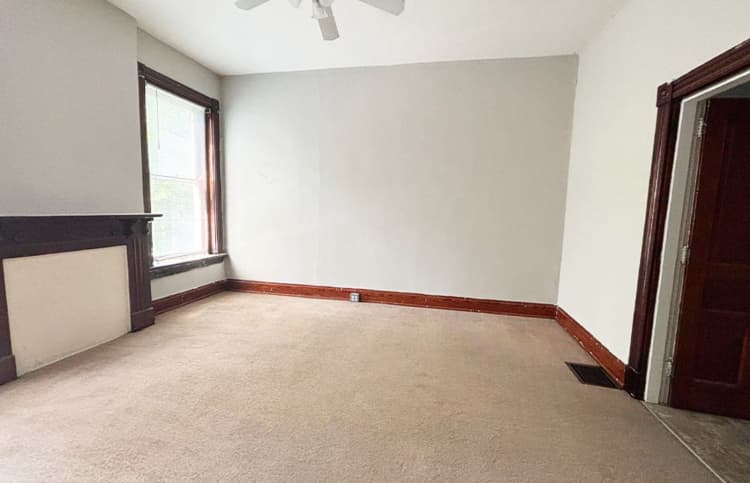 Cincinnati apartments for rent - image - large-2911.jpg