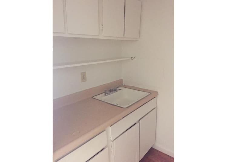 Cincinnati apartments for rent - image - large-2757.jpg