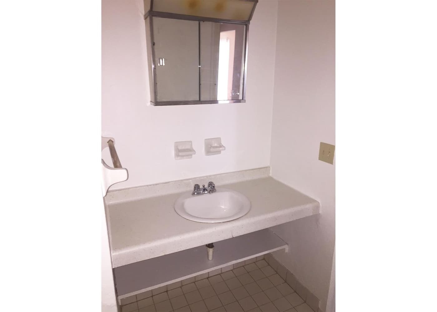 3239 Bishop Street - Apartment - 32
