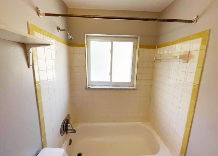 Cincinnati apartments for rent - image - large-2817.jpg