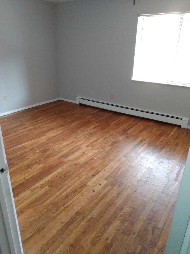 Cincinnati apartments for rent - image - large-2846.jpg