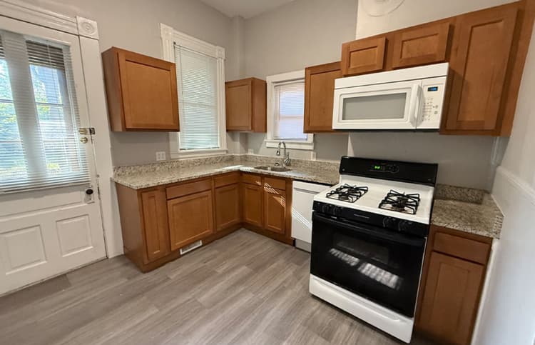 Cincinnati apartments for rent - image - large-1934.jpg