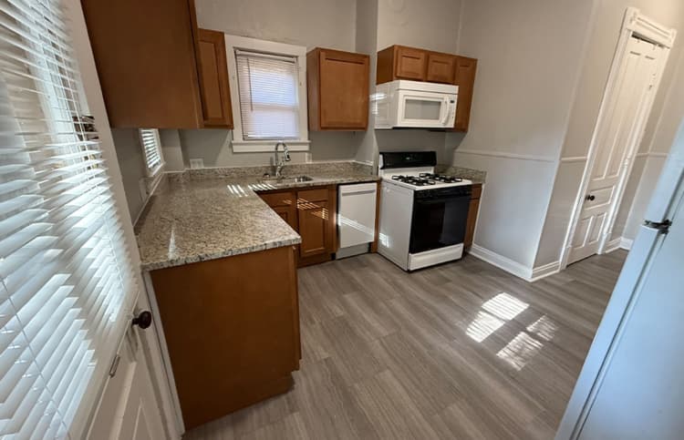 Cincinnati apartments for rent - image - large-1935.jpg