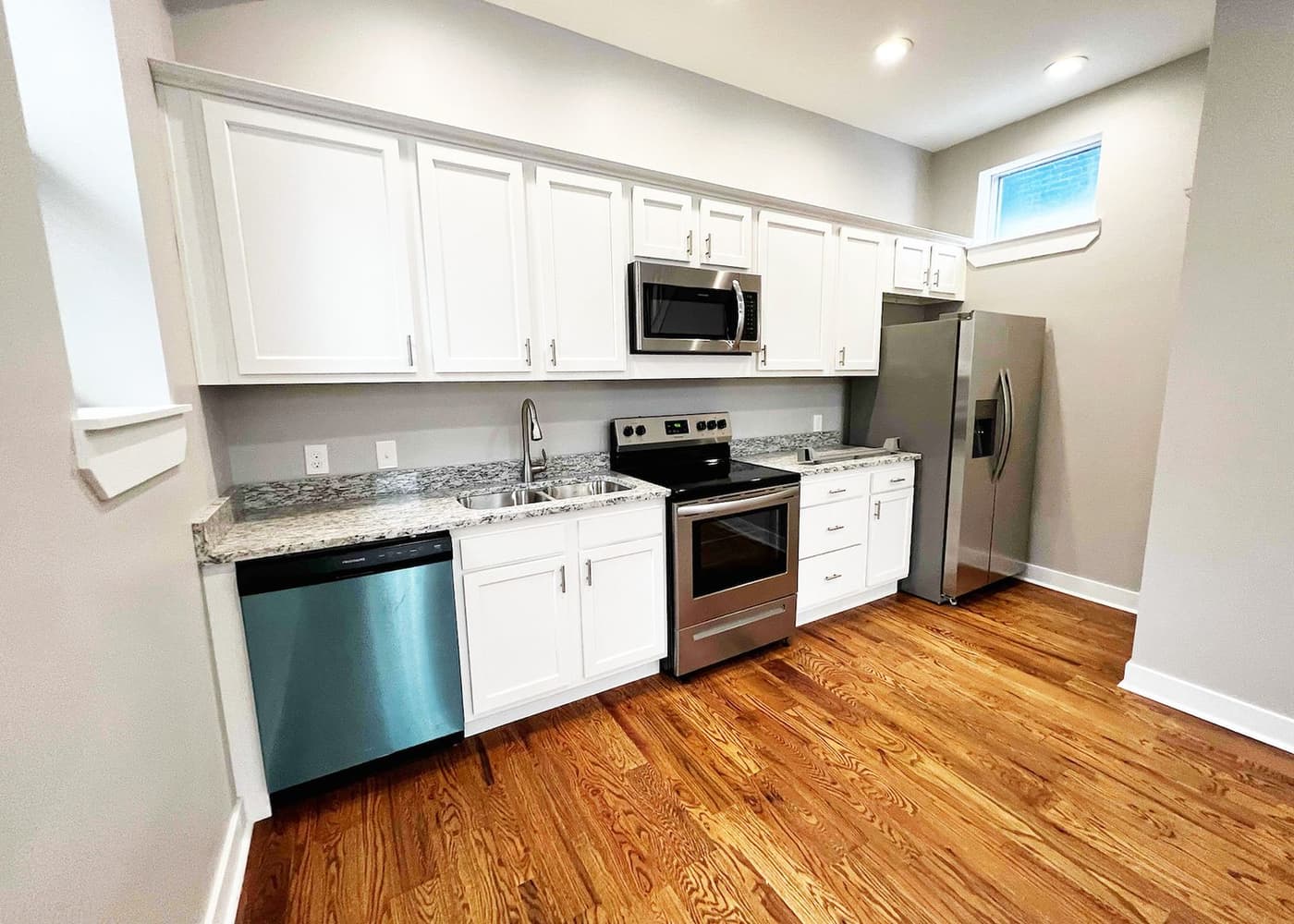 3216 Bishop Street - Apartment - 2