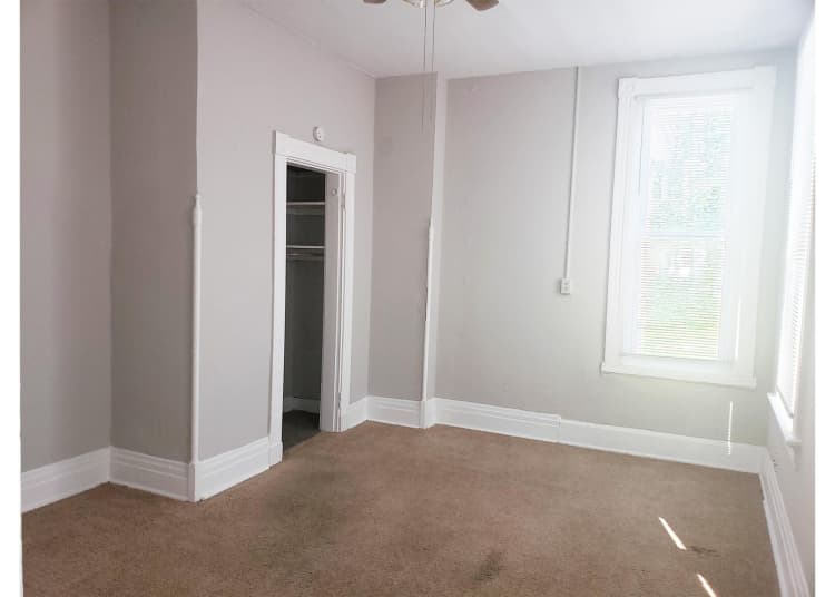 Cincinnati apartments for rent - image - large-1979.jpg