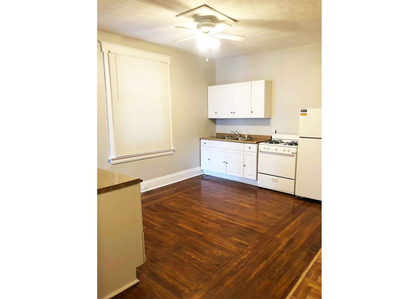 Cincinnati apartments for rent - image - large-2717.jpg