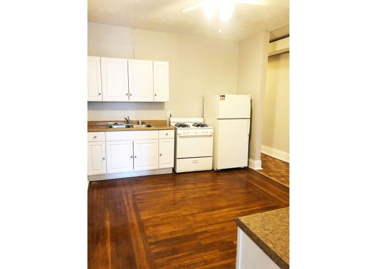 Cincinnati apartments for rent - image - large-2720.jpg