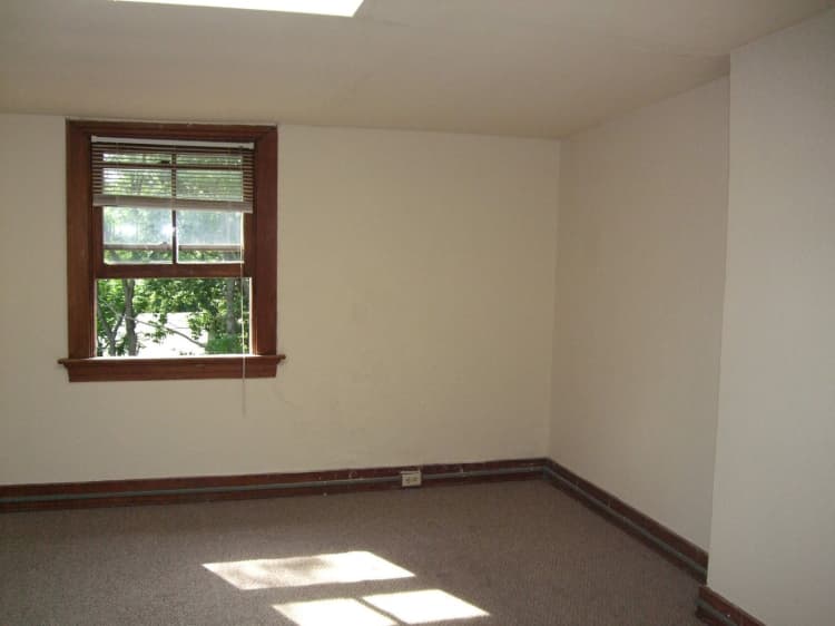 Cincinnati apartments for rent - image - large-2605.jpg
