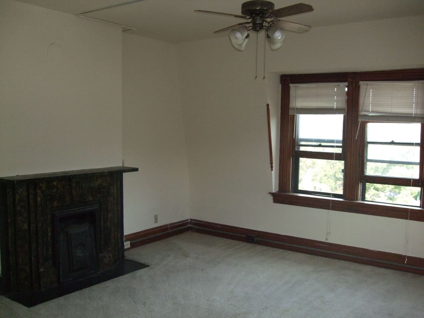 Cincinnati apartments for rent - image - large-2607.jpg
