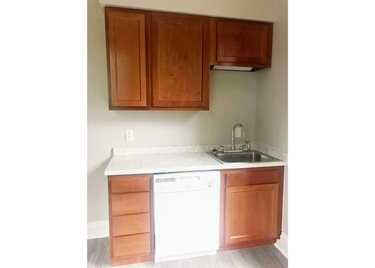 Cincinnati apartments for rent - image - large-2615.jpg