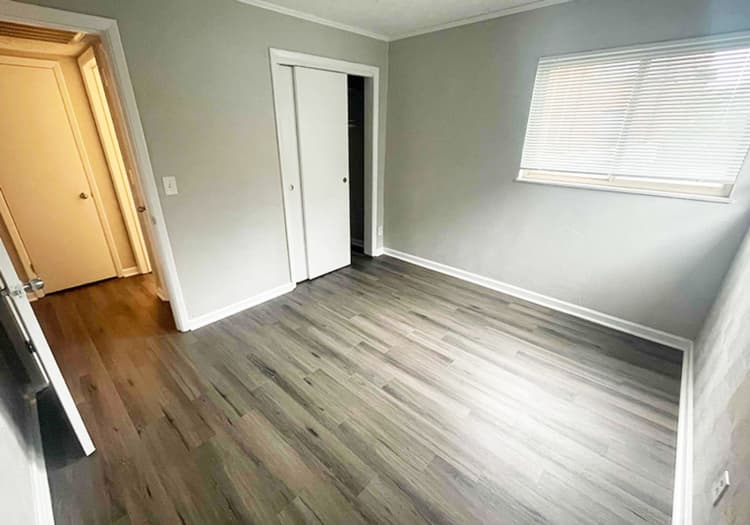Cincinnati apartments for rent - image - large-2866.jpg