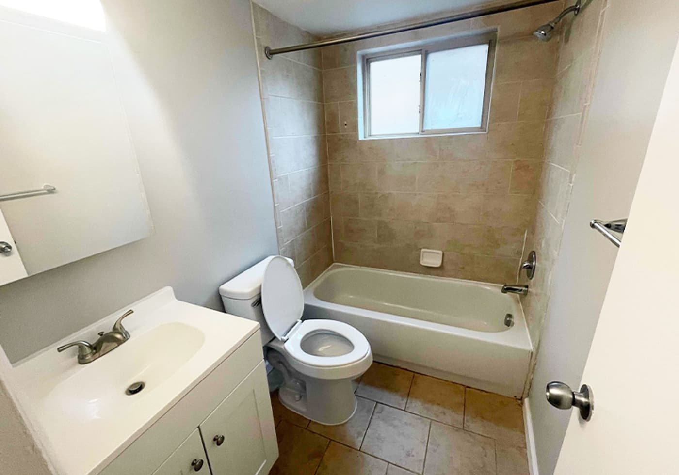 559 Lowell Avenue - Apartment - 5