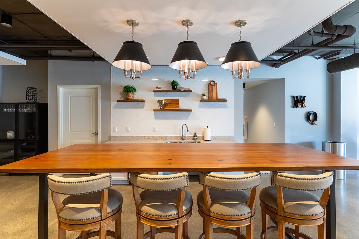 Cincinnati apartments for rent - image - MQ Downstairs Lounge