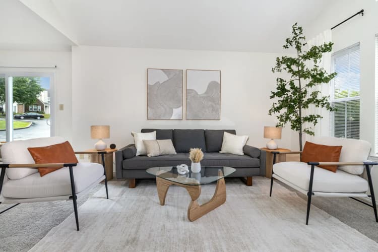 Cincinnati apartments for rent - image - Comfort Meets Style