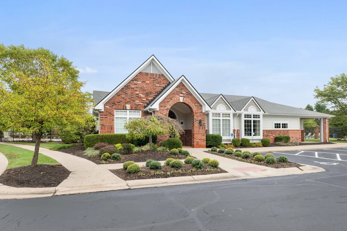 Cincinnati apartments for rent - image - Leasing Center Exterior