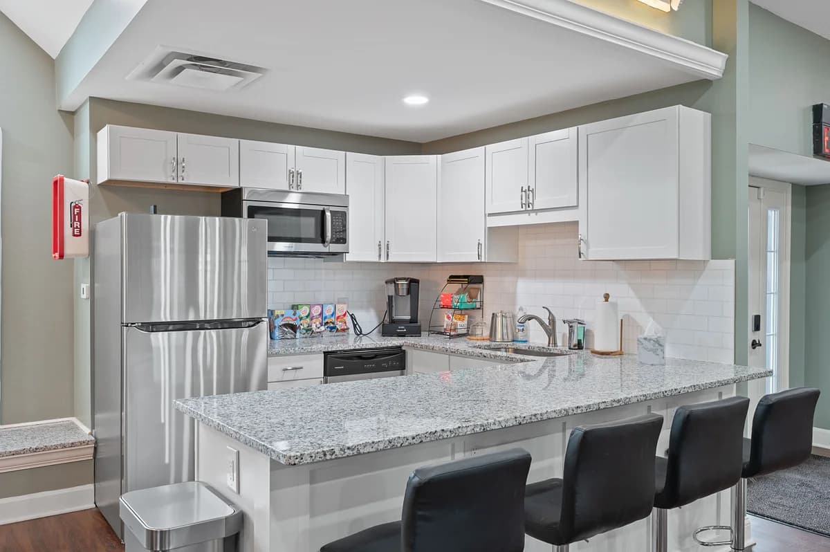 860 East - Apartment - 25