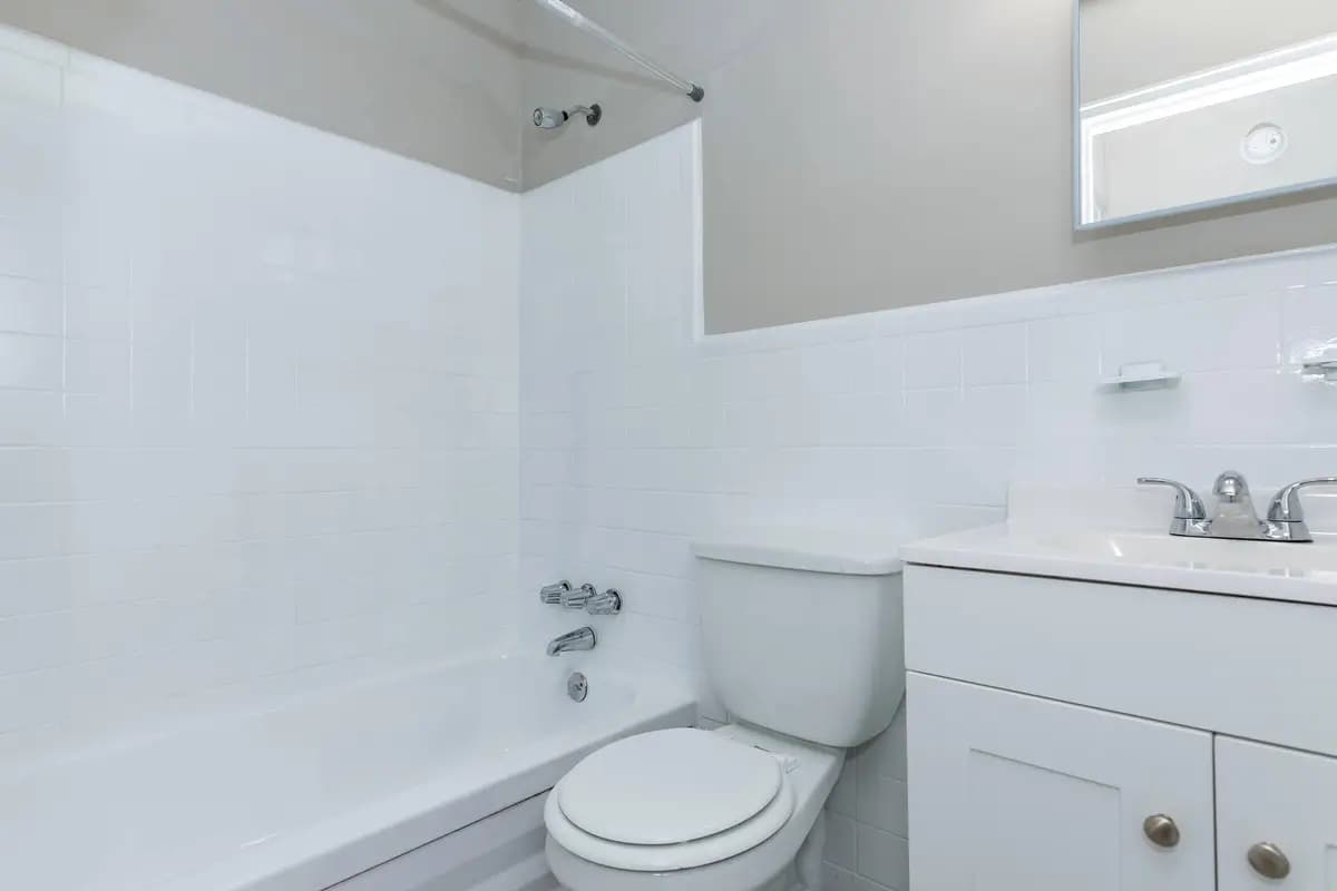 undefined apartments for rent - image - 04c_164094.jpg - 3