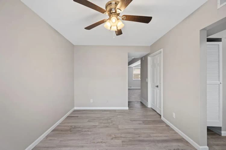 undefined apartments for rent - image - large (11).jpg