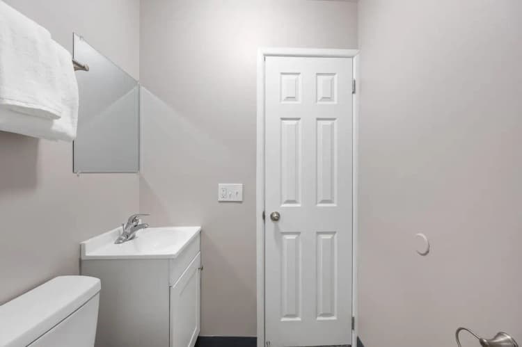 undefined apartments for rent - image - large (18).jpg