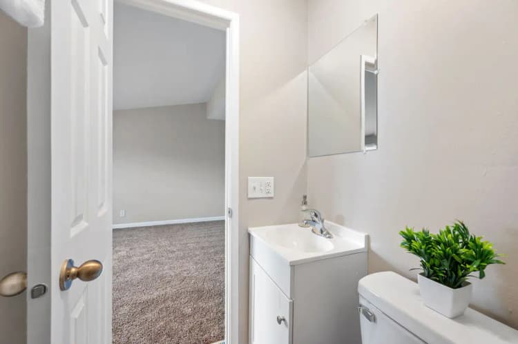 undefined apartments for rent - image - large (22).jpg