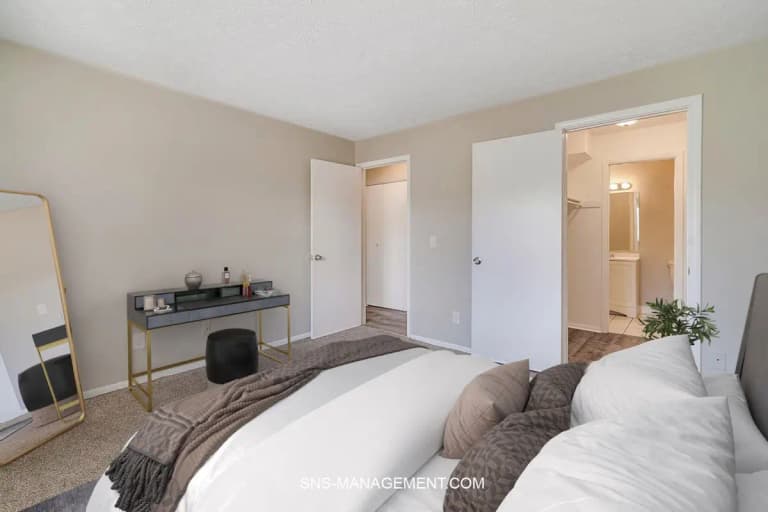 undefined apartments for rent - image - large (4).jpg