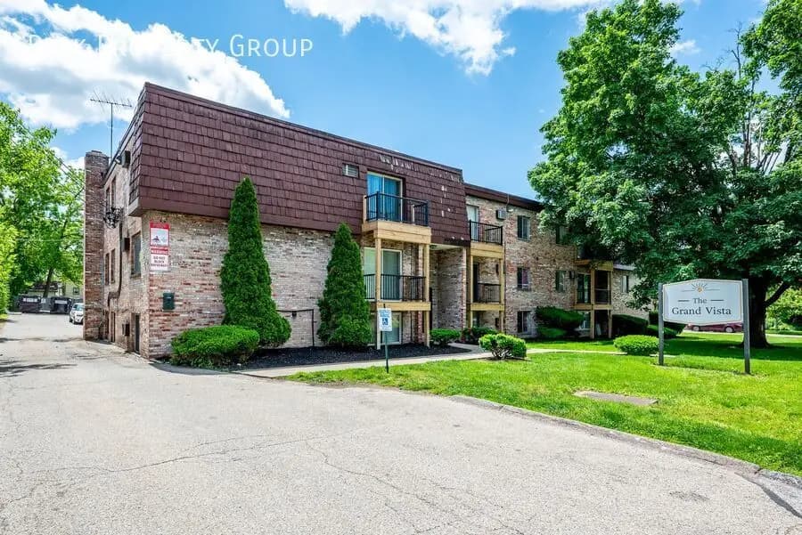 undefined apartments for rent - image - large.jpg - 3