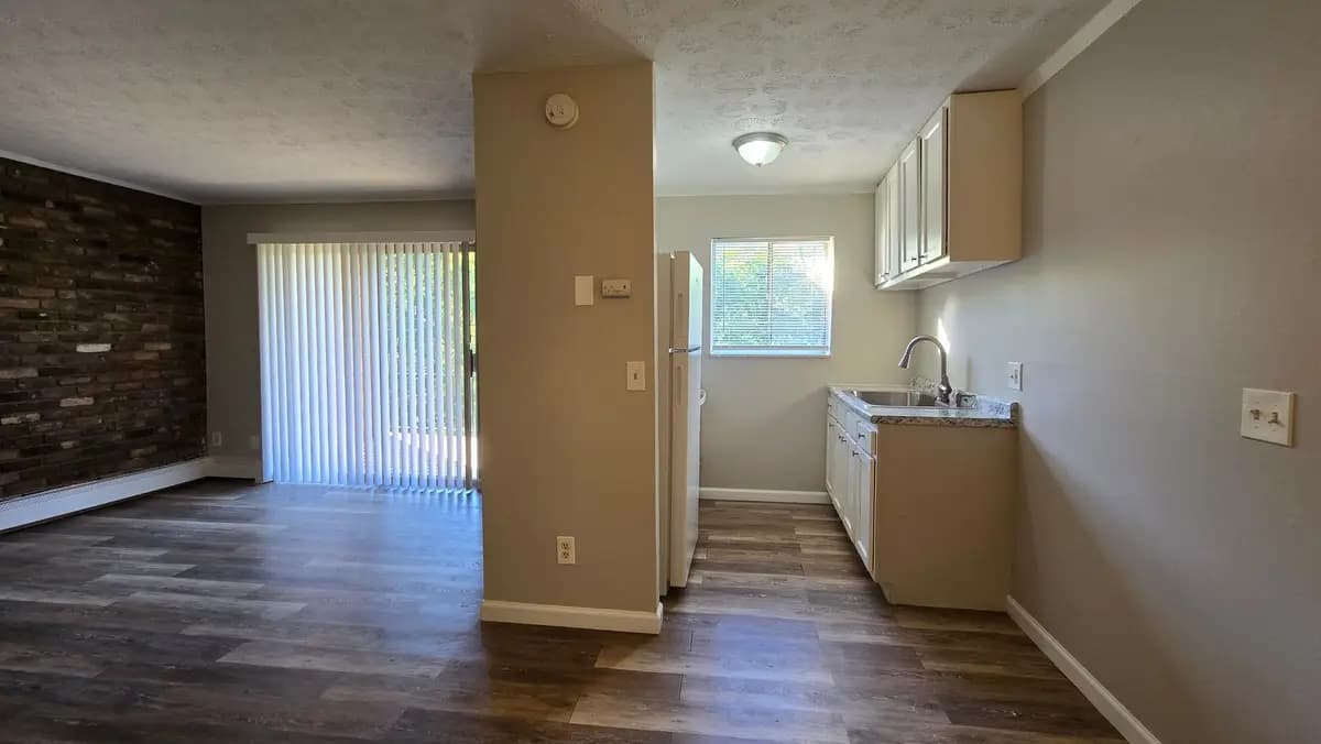 1599 Glen Parker Ave - 1 - Apartment - 2