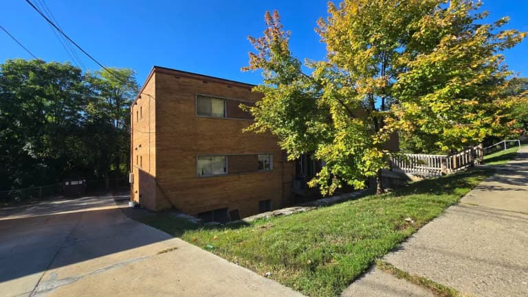 undefined apartments for rent - image - large (9).jpg