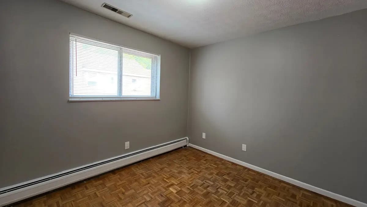 undefined apartments for rent - image - large (23).jpg