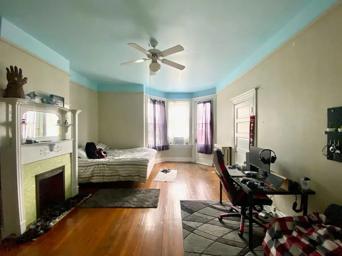 undefined apartments for rent - image - large (14).jpeg - 2