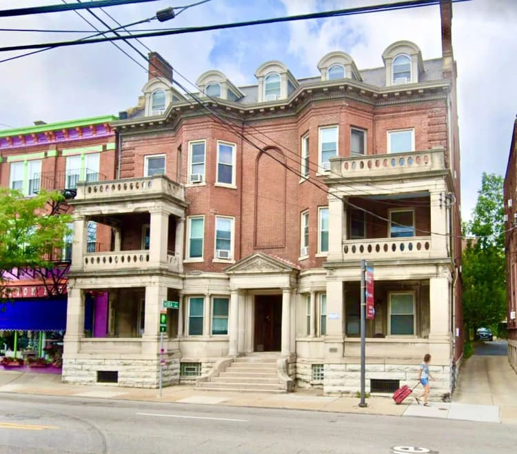 undefined apartments for rent - image - large (45).jpeg