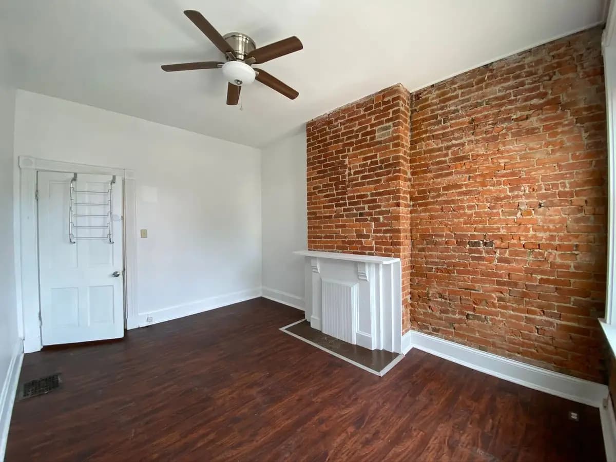 56 W McMillan Ave - Apartment - 2