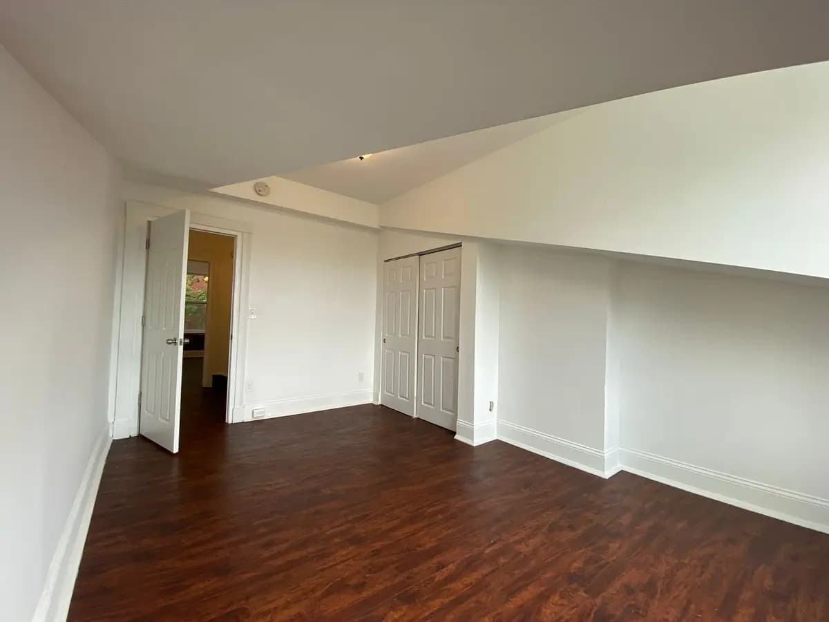 undefined apartments for rent - image - large (17).jpeg