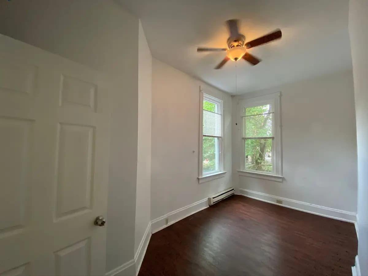 56 W McMillan Ave - Apartment - 20